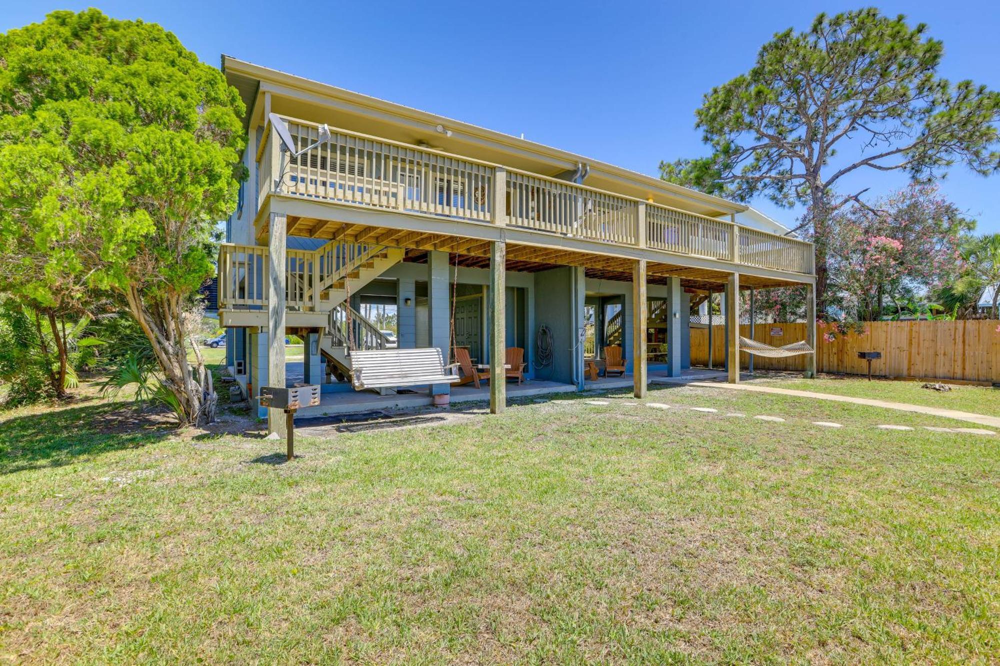 Villa Waterfront Duplex With Dock And Views Near Town! Cedar Key Exterior foto